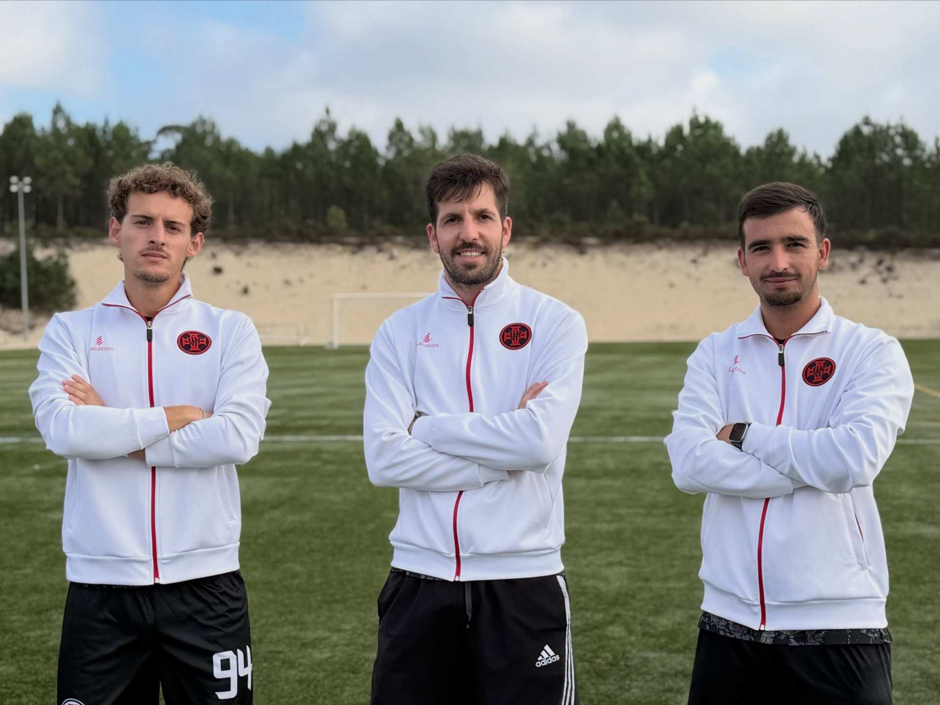 Os Juvenis iniciaram o seu percurso na época 2026/2027