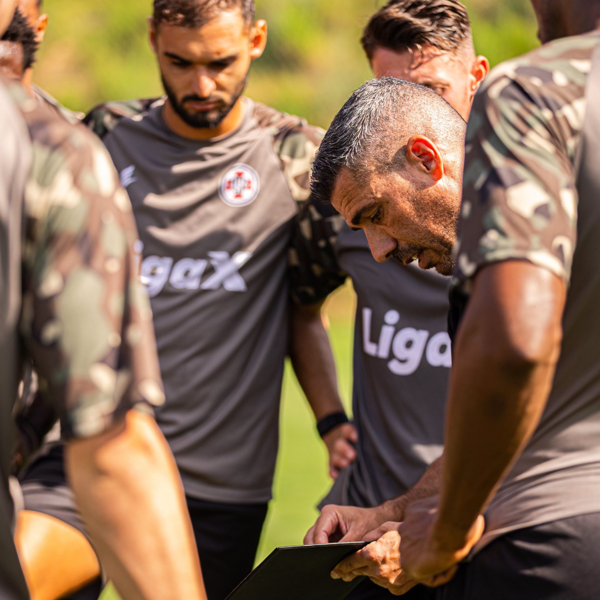 O crescimento mede-se na exigência.